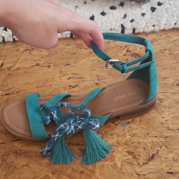 Turquoise Nine West Tassle Sandals - Picture 4 of 4